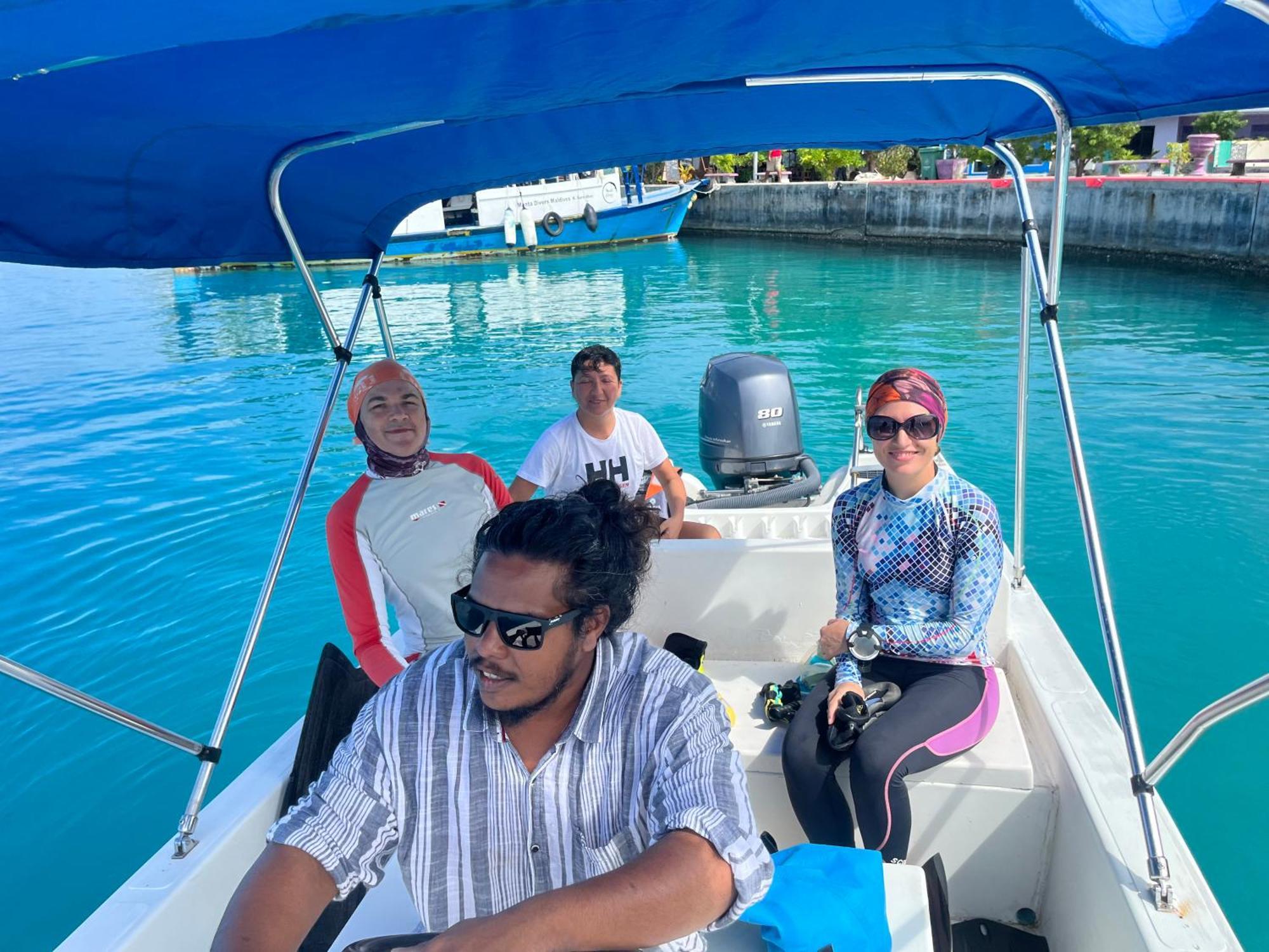 Konut By Thakuru Hotell Guraidhoo  Eksteriør bilde